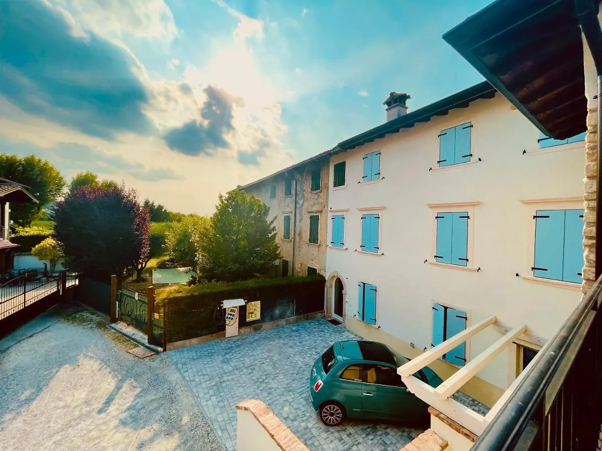 Dimora Di Charme Rooms & Apartments Peschiera del Garda 0*,  Italy