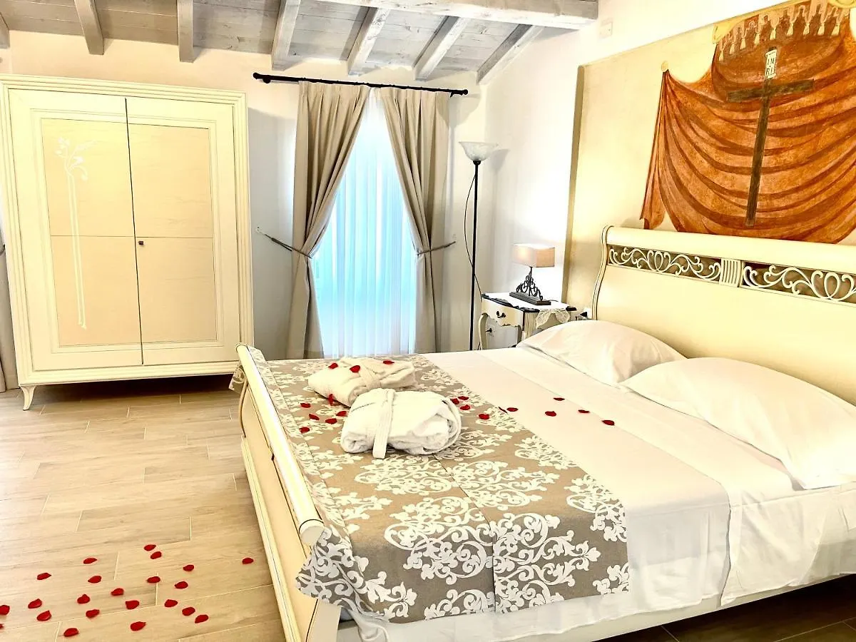 Dimora di Charme Rooms&Apartments Peschiera del Garda 0*,  Italia