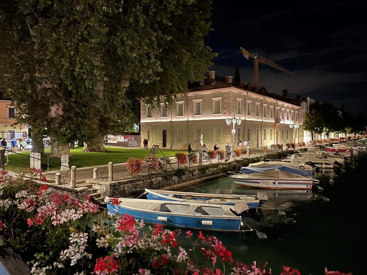 Dimora Di Charme Rooms & Apartments Peschiera del Garda 0*,